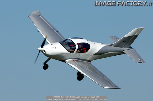 2006-09-10 Ferrara Airshow 290 Voyager VR 202 FS 80